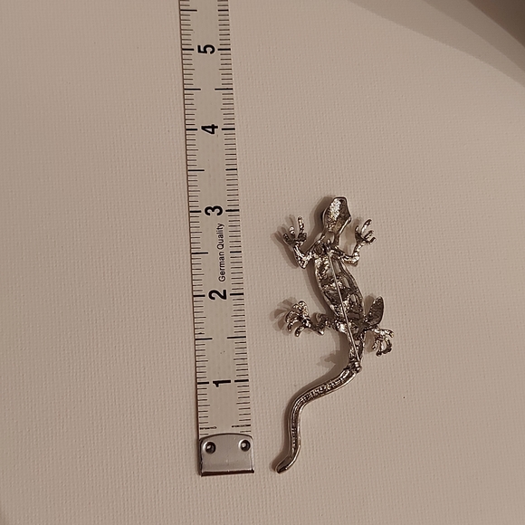 Lizard style silver brooch - Picture 5 of 7